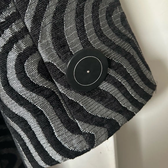 Coat - Picture 10 of 13